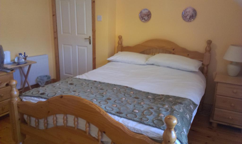 Ethan House B&B Росс-Карбери Номер фото